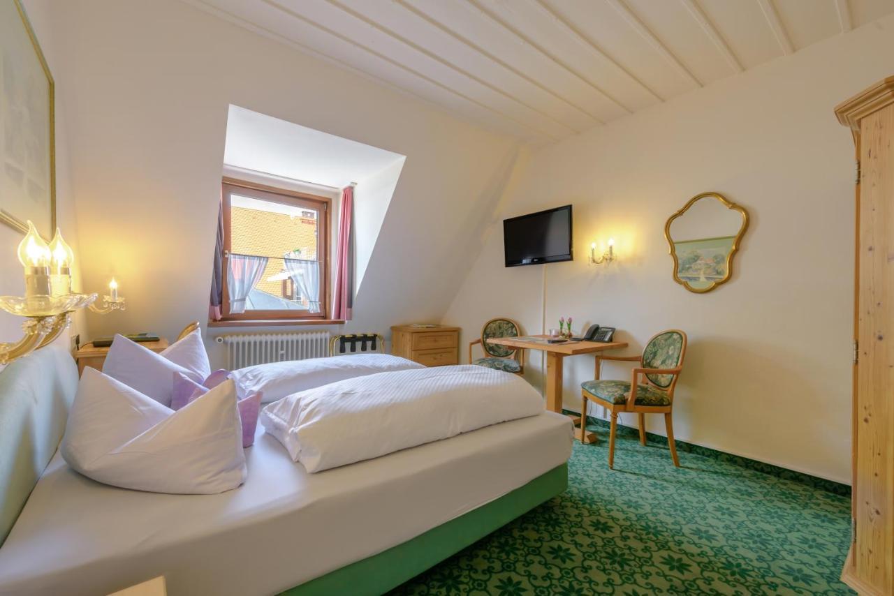 Hotel "Malerwinkel" Gmbh Seeon-Seebruck Exteriör bild